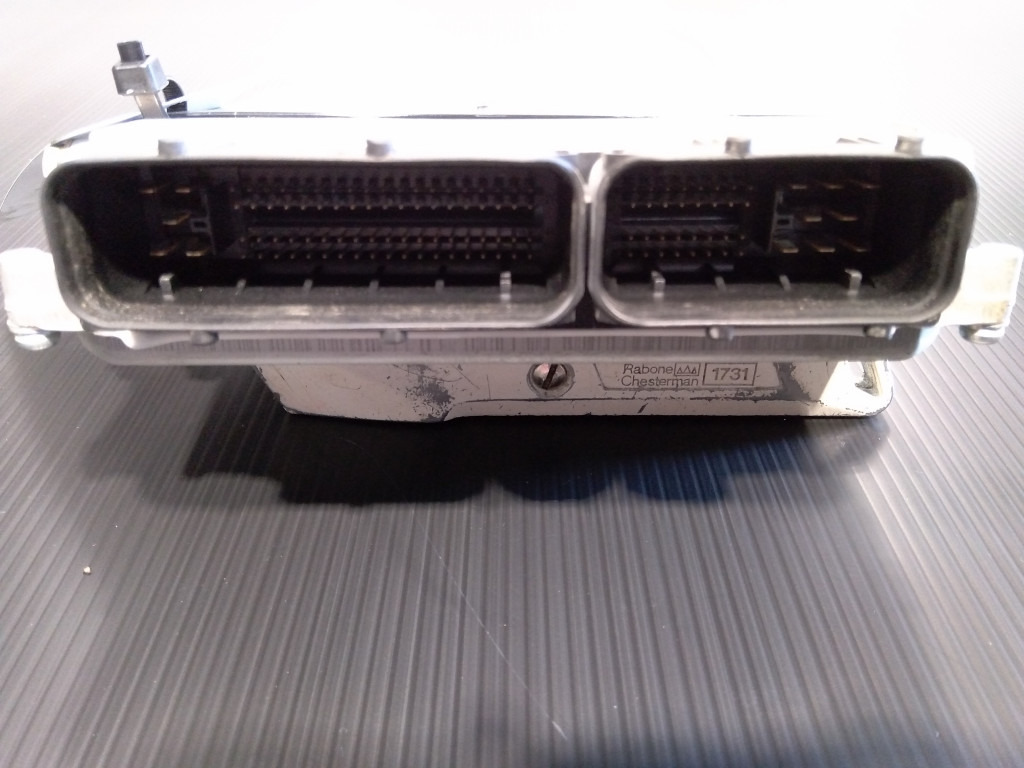 Hitachi 4644257 - Centralina electrónica por Máquina de construção: foto 4 Hitachi 4644257 - Centralina electrónica por Máquina de construção: foto 4
