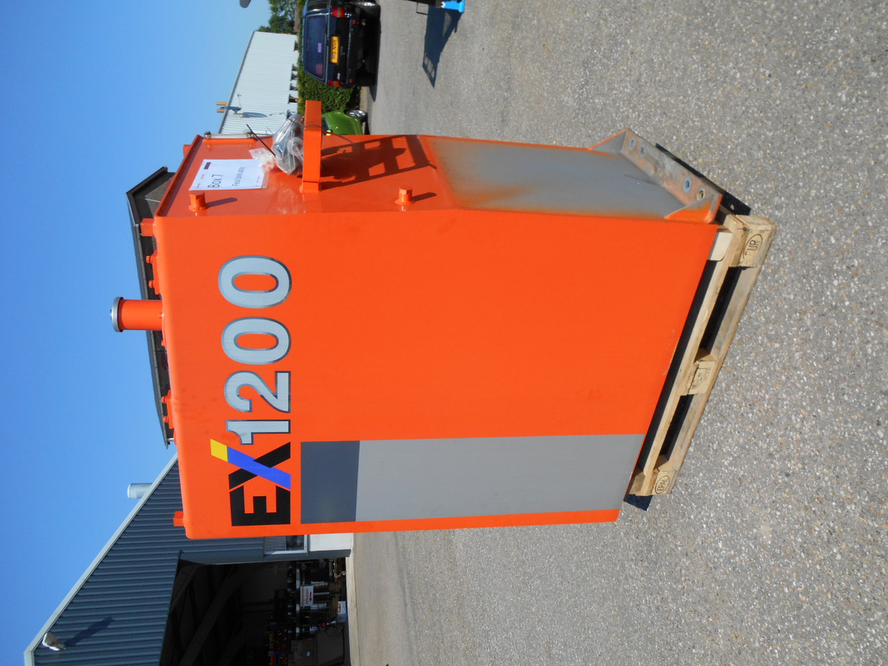 Hitachi 927877 - 9278777 - Tanque de combustível por Máquina de construção: foto 5 Hitachi 927877 - 9278777 - Tanque de combustível por Máquina de construção: foto 5