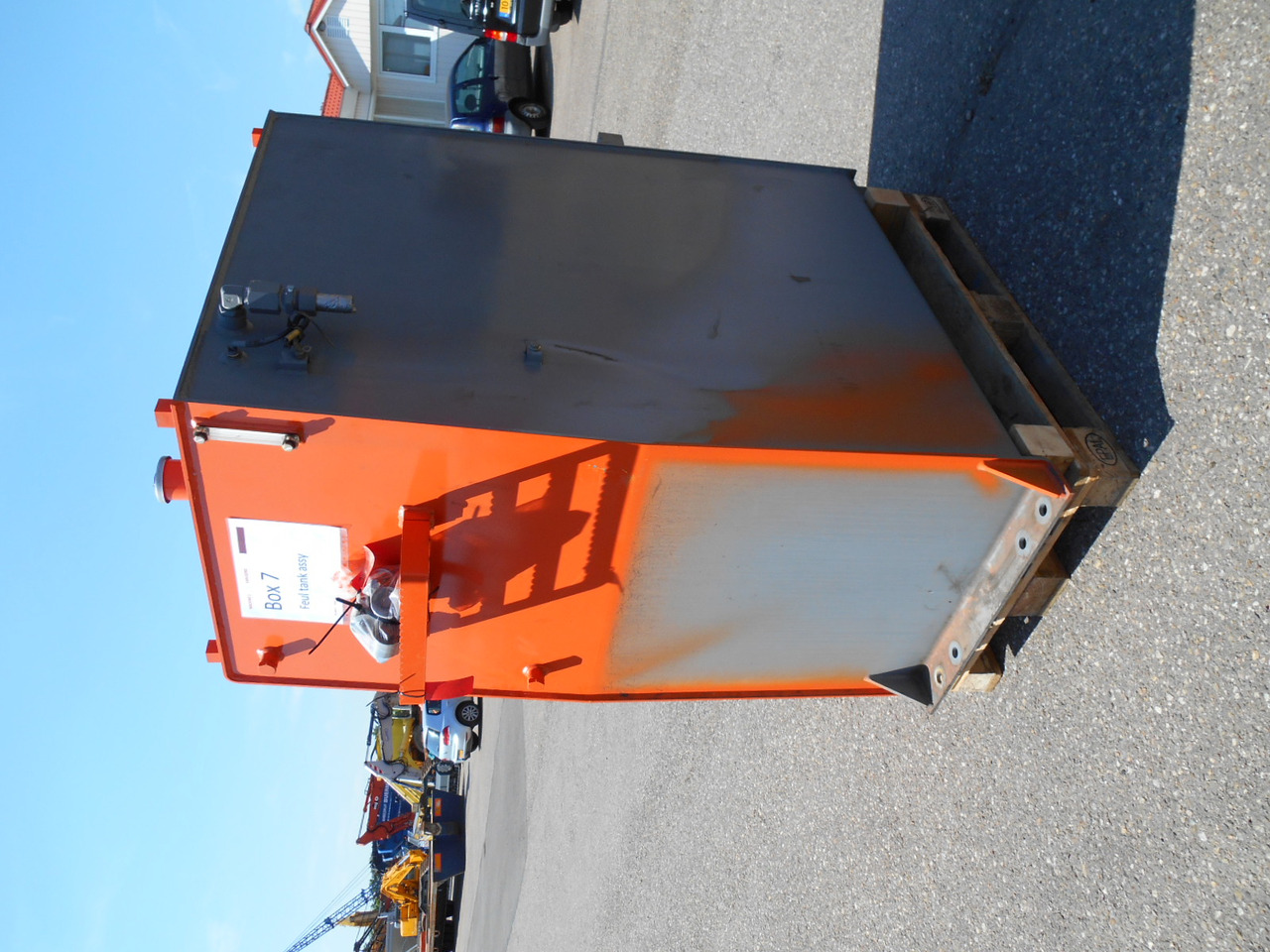 Hitachi 927877 - 9278777 - Tanque de combustível por Máquina de construção: foto 4 Hitachi 927877 - 9278777 - Tanque de combustível por Máquina de construção: foto 4