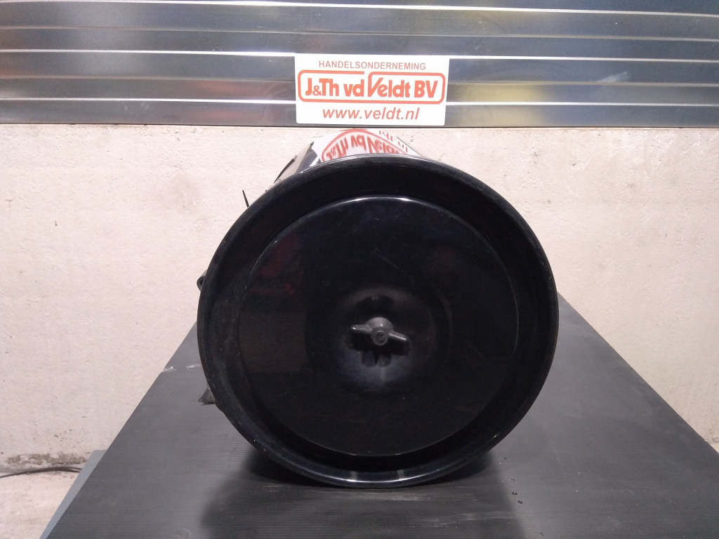 Hitachi ZX670LCH-3 - - Filtro de ar por Máquina de construção: foto 2 Hitachi ZX670LCH-3 - - Filtro de ar por Máquina de construção: foto 2