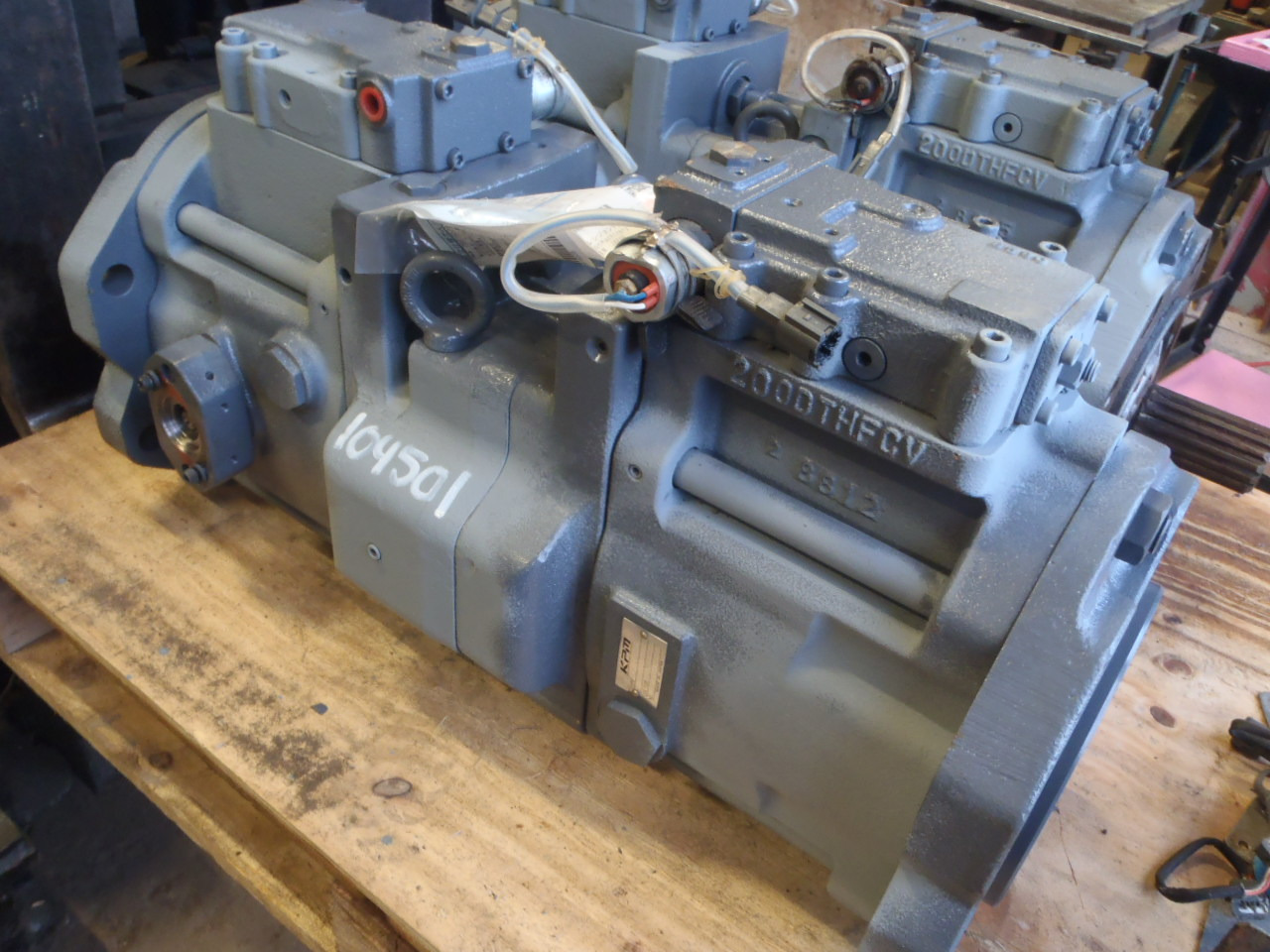 Kawasaki K3V180DTH19TR-OE11 - 4643505 - Bomba hidráulica por Máquina de construção: foto 1 Kawasaki K3V180DTH19TR-OE11 - 4643505 - Bomba hidráulica por Máquina de construção: foto 1
