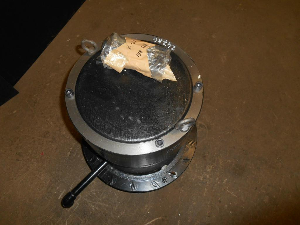 Kobelco LQ32W00009F1 - Motor de giro por Máquina de construção: foto 3 Kobelco LQ32W00009F1 - Motor de giro por Máquina de construção: foto 3