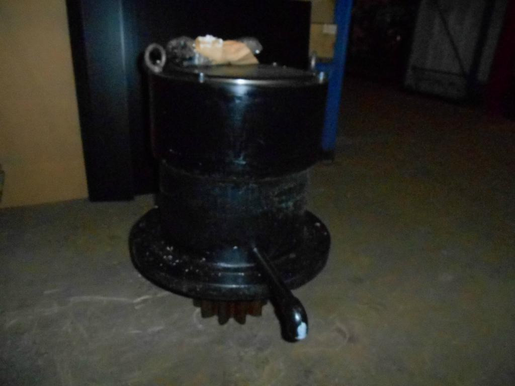 Motor de giro por Máquina de construção novo Kobelco LQ32W00009F1 - LQ32W00009F2: foto 6