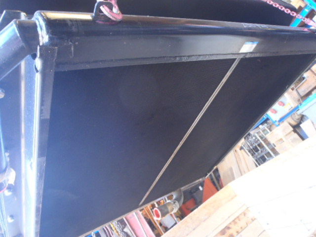 Kobelco LS05PU0001F1 - Radiador de óleo por Máquina de construção: foto 1 Kobelco LS05PU0001F1 - Radiador de óleo por Máquina de construção: foto 1