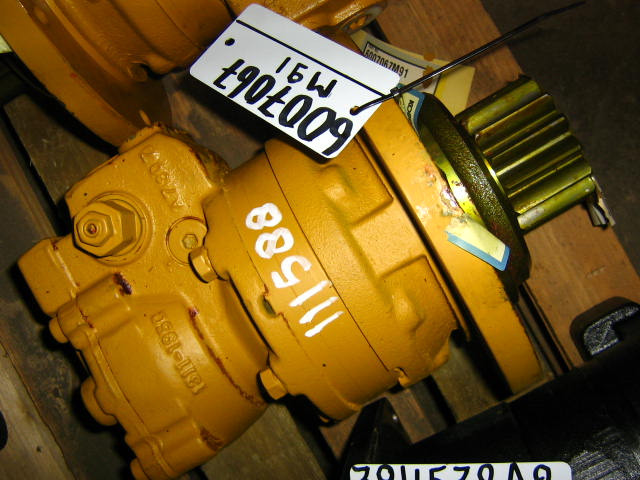 Kobelco PW15V00001F1 - - Motor de giro por Máquina de construção: foto 1 Kobelco PW15V00001F1 - - Motor de giro por Máquina de construção: foto 1