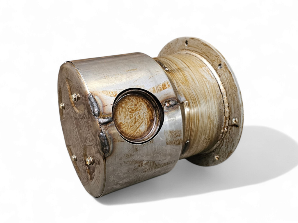 Kobelco VA32K3402011 - Conversor catalítico por Máquina de construção: foto 2 Kobelco VA32K3402011 - Conversor catalítico por Máquina de construção: foto 2