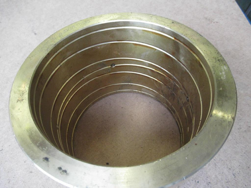 Liebherr 9241465 - - Piston/ Anel/ Buch por Máquina de construção: foto 2 Liebherr 9241465 - - Piston/ Anel/ Buch por Máquina de construção: foto 2