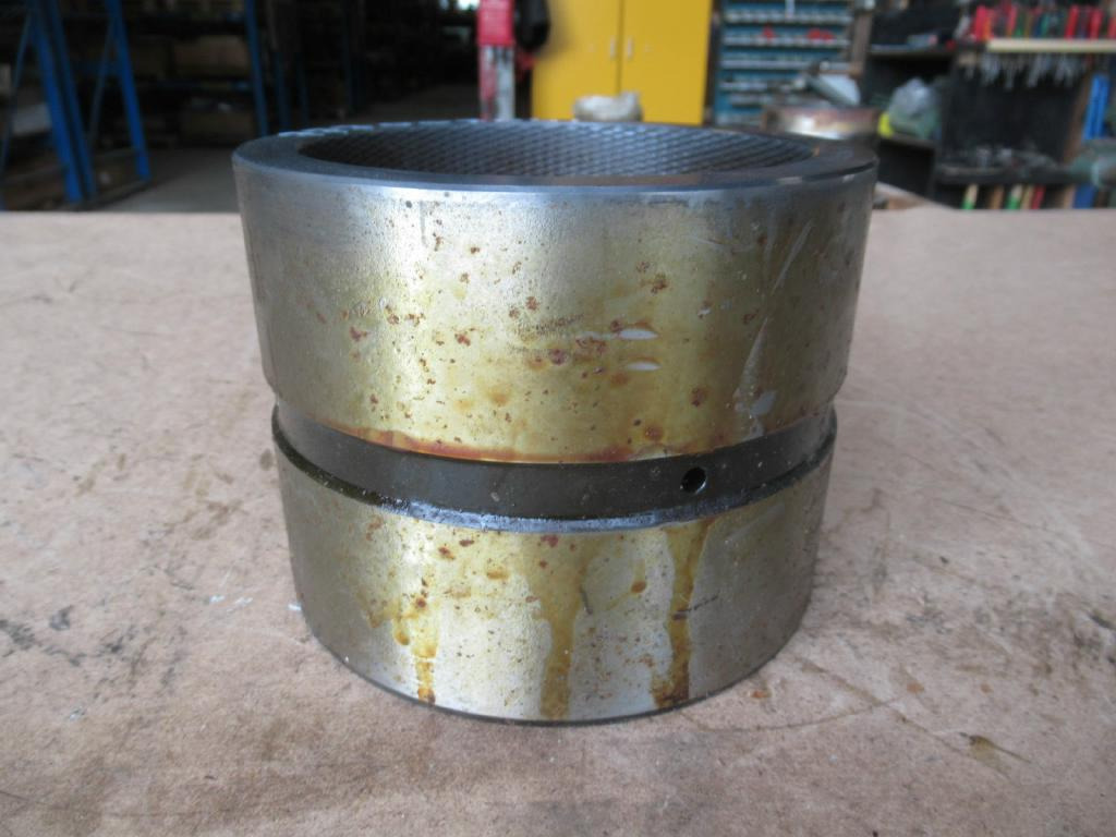 Liebherr 9827152 000 - - Piston/ Anel/ Buch por Máquina de construção: foto 1 Liebherr 9827152 000 - - Piston/ Anel/ Buch por Máquina de construção: foto 1