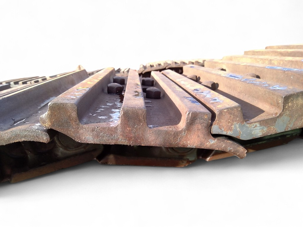 New Holland 1297259 - 1277892 - Peças de material rodante por Máquina de construção: foto 1 New Holland 1297259 - 1277892 - Peças de material rodante por Máquina de construção: foto 1