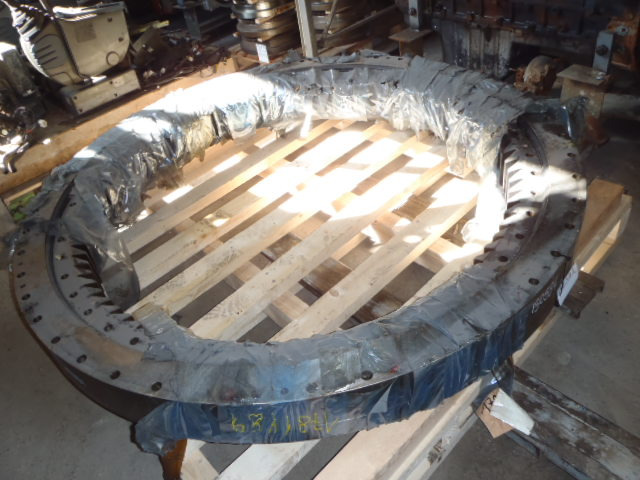 New Holland 1781489 - 1554050 - Coroa de giro por Máquina de construção: foto 1 New Holland 1781489 - 1554050 - Coroa de giro por Máquina de construção: foto 1