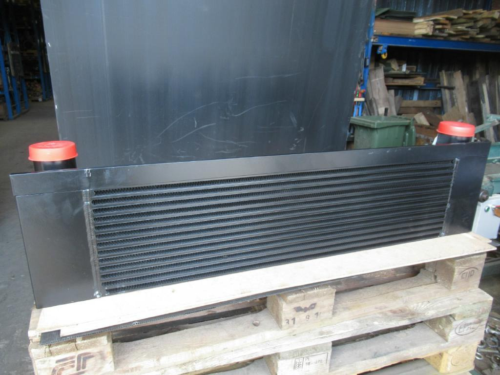 New Holland 6903755 - Intercooler por Máquina de construção: foto 3 New Holland 6903755 - Intercooler por Máquina de construção: foto 3