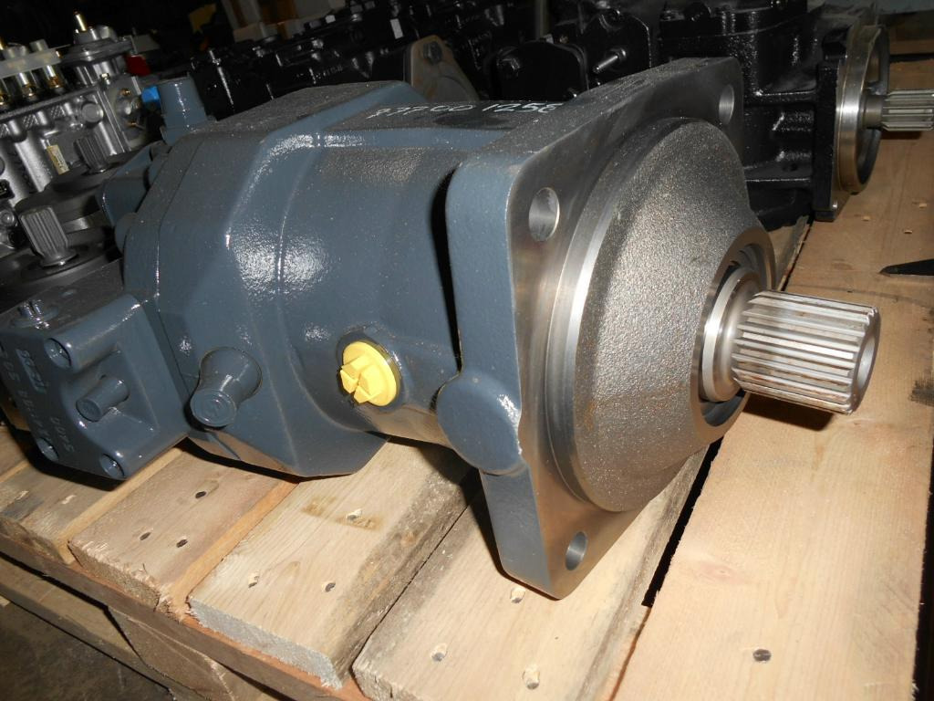 New Holland 8912707 - E195W WE190 WE210 - Motor hidráulico por Máquina de construção: foto 2 New Holland 8912707 - E195W WE190 WE210 - Motor hidráulico por Máquina de construção: foto 2