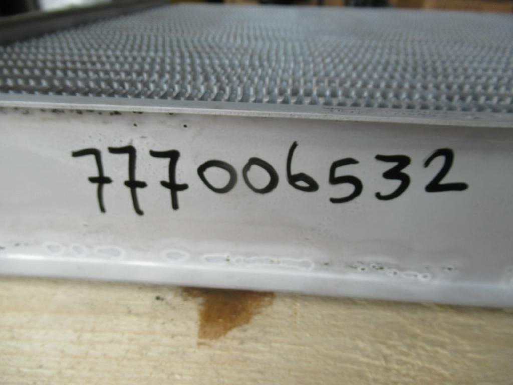 Intercooler por Máquina agrícola novo New Holland YM05P00009S003 - 72211202: foto 6