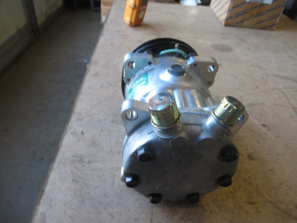 Sanden SD7H15 - - Compressor de ar condicionado por Máquina de construção: foto 3 Sanden SD7H15 - - Compressor de ar condicionado por Máquina de construção: foto 3