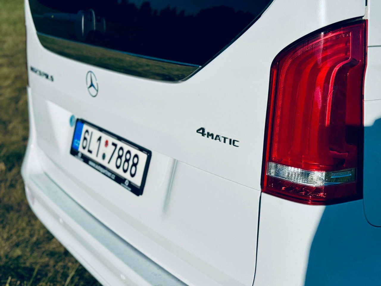 Mercedes-Benz 220 Vito Marco Polo d 4MATIC - Furgão de passageiros: foto 4 Mercedes-Benz 220 Vito Marco Polo d 4MATIC - Furgão de passageiros: foto 4