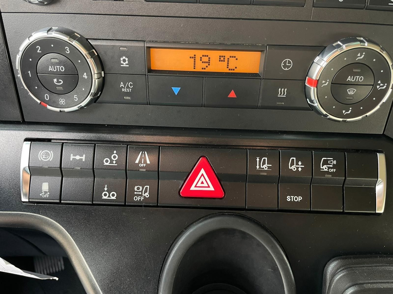 Camião de lona Mercedes-Benz Actros 2545: foto 10