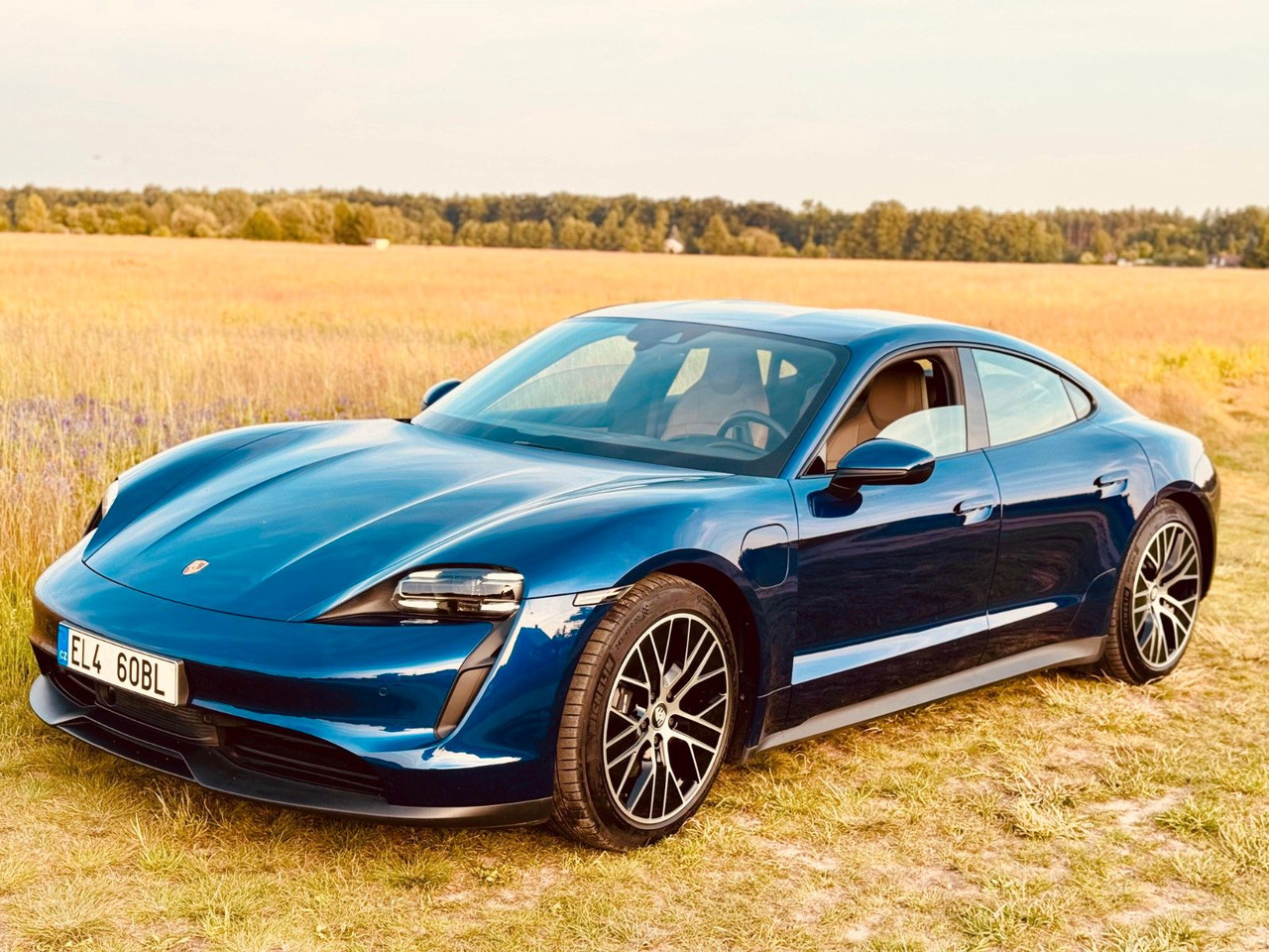 Porsche Taycan CR - Coupé: foto 1 Porsche Taycan CR - Coupé: foto 1