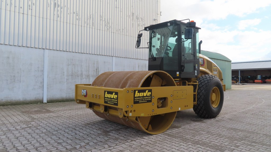 Compactador Caterpillar CS66B: foto 6