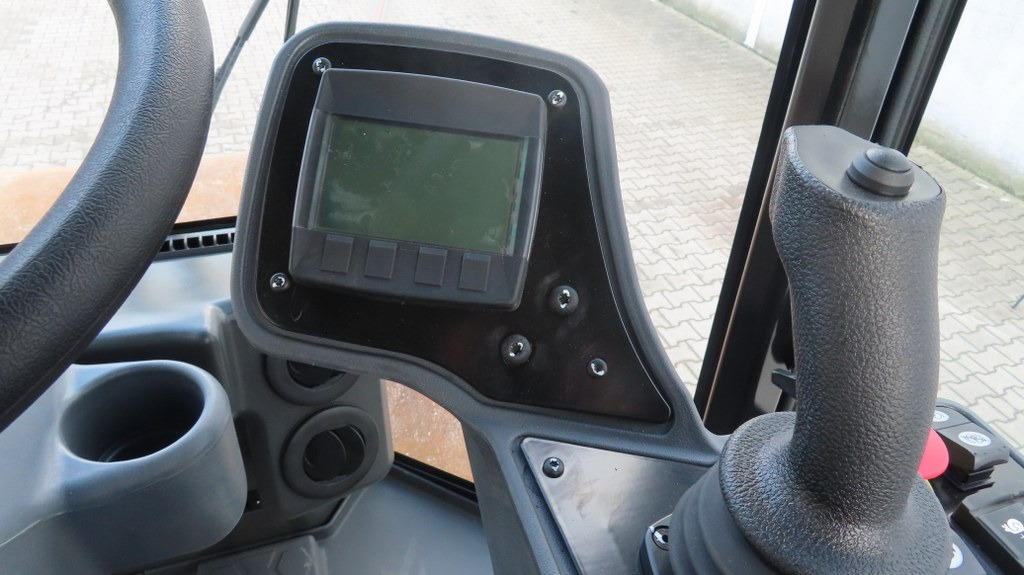 Compactador Caterpillar CS66B: foto 17