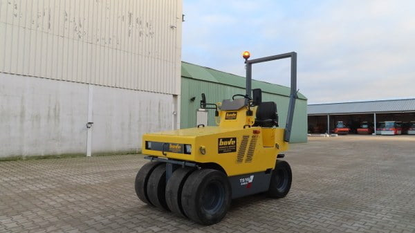 Compactador de pneus Sakai TS 160: foto 6