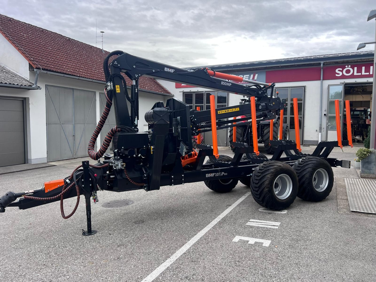 BMF BMF 10T2 mit BMF 850 HP Kran - Reboque florestal: foto 5 BMF BMF 10T2 mit BMF 850 HP Kran - Reboque florestal: foto 5