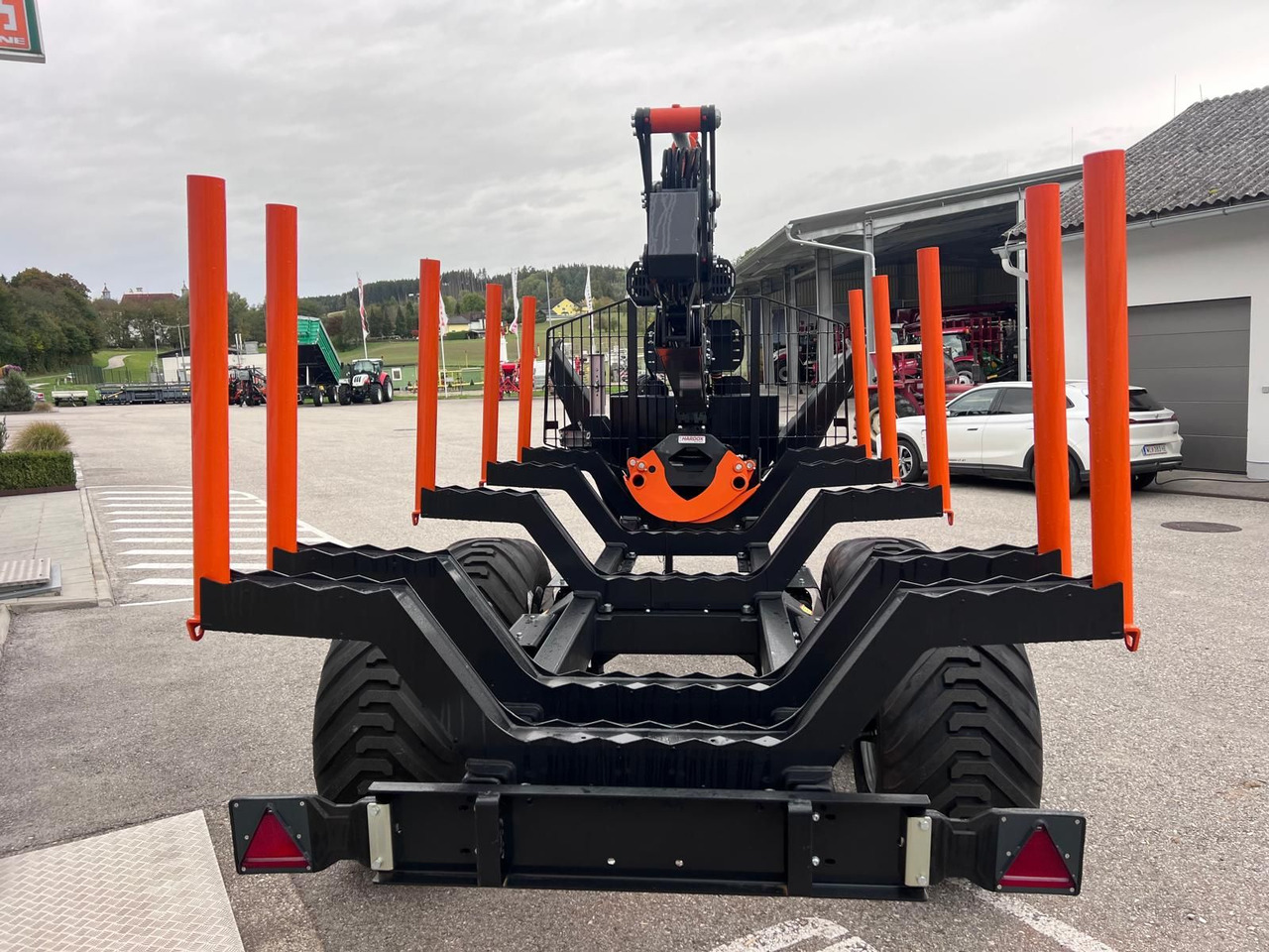 BMF BMF 10T2 mit BMF 850 HP Kran - Reboque florestal: foto 4 BMF BMF 10T2 mit BMF 850 HP Kran - Reboque florestal: foto 4