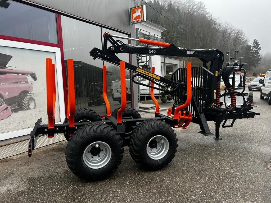 BMF BMF 7T1 mit BMF 540 Kran - Reboque florestal: foto 2 BMF BMF 7T1 mit BMF 540 Kran - Reboque florestal: foto 2