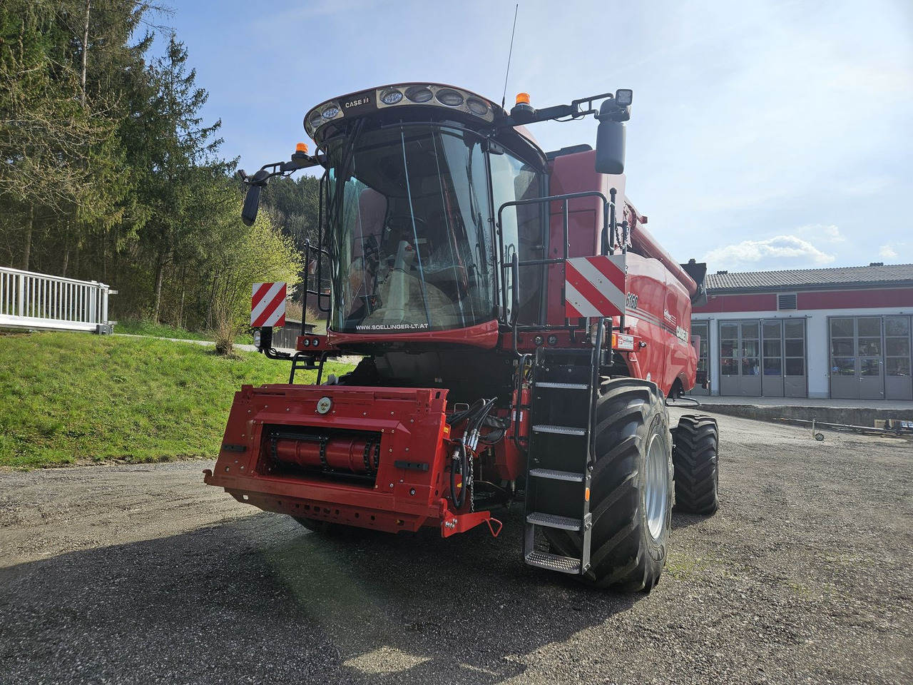 Case IH Axial-Flow 6160 - Ceifeira debulhadora: foto 1 Case IH Axial-Flow 6160 - Ceifeira debulhadora: foto 1