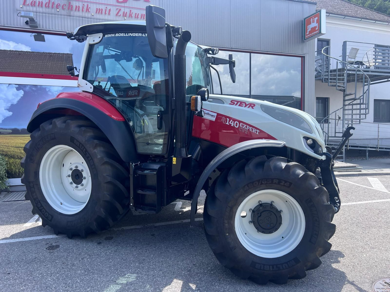 Steyr 4140 Expert CVT - Trator: foto 4 Steyr 4140 Expert CVT - Trator: foto 4