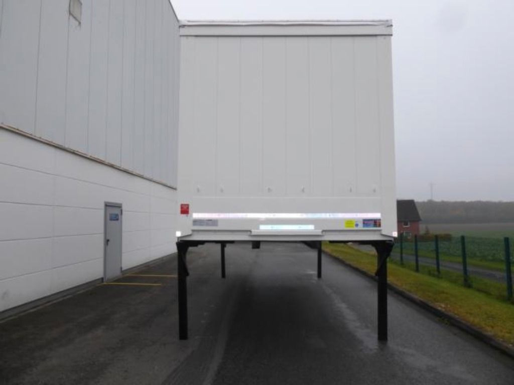 Krone Heck mit Portaltüren - Toldo carroçaria: foto 2 Krone Heck mit Portaltüren - Toldo carroçaria: foto 2
