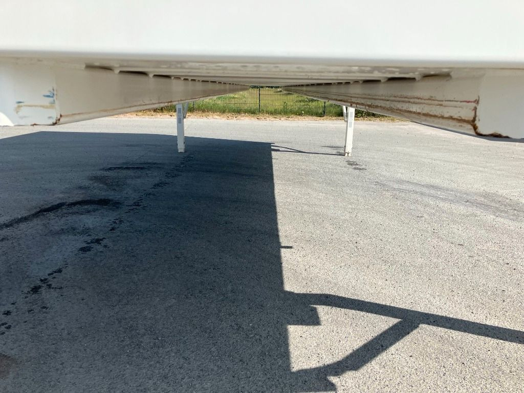 Carroçaria para furgões Krone Wechselbrücke Koffer: foto 6