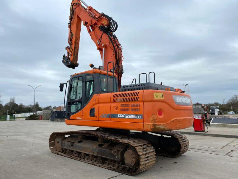 Doosan DX 225 LC - Escavadora de rastos: foto 3 Doosan DX 225 LC - Escavadora de rastos: foto 3
