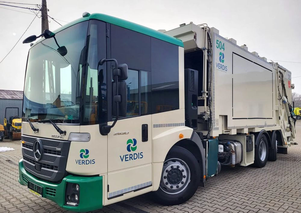 Mercedes-Benz Econic 2630 dwukomorowa - Caminhão de lixo: foto 1 Mercedes-Benz Econic 2630 dwukomorowa - Caminhão de lixo: foto 1