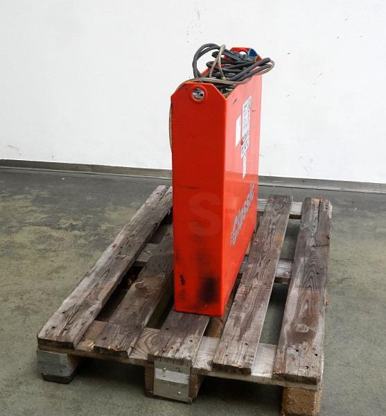 EXIDE 24 Volt 2 PzB 200 Ah - Bateria automotiva: foto 1 EXIDE 24 Volt 2 PzB 200 Ah - Bateria automotiva: foto 1