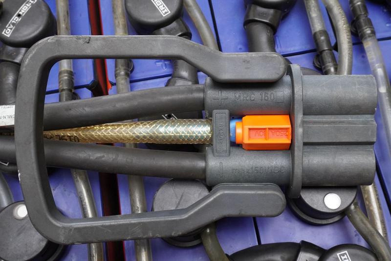 GRUMA 80 Volt 4 PzQ 688 Ah - Bateria automotiva: foto 4 GRUMA 80 Volt 4 PzQ 688 Ah - Bateria automotiva: foto 4