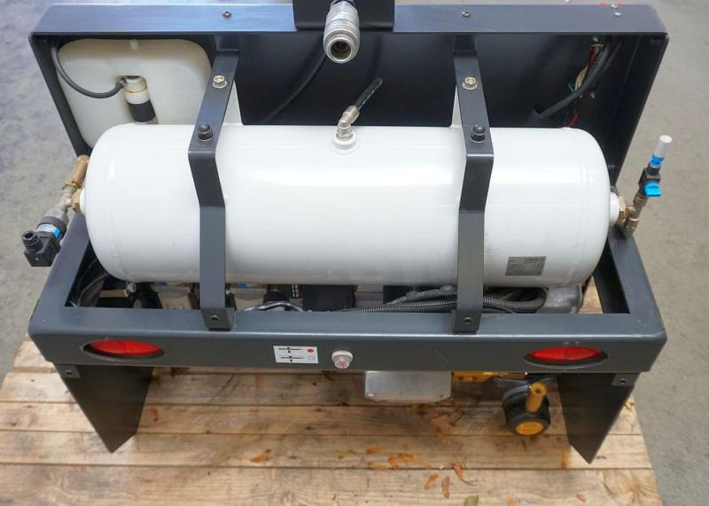 LINDE Kompressor für Druckluftbremsanlage Linde P 50 - Peças de freio por Trator elétrics: foto 4 LINDE Kompressor für Druckluftbremsanlage Linde P 50 - Peças de freio por Trator elétrics: foto 4