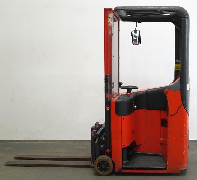 Linde E 10 334 - Empilhadeira elétrica: foto 4 Linde E 10 334 - Empilhadeira elétrica: foto 4