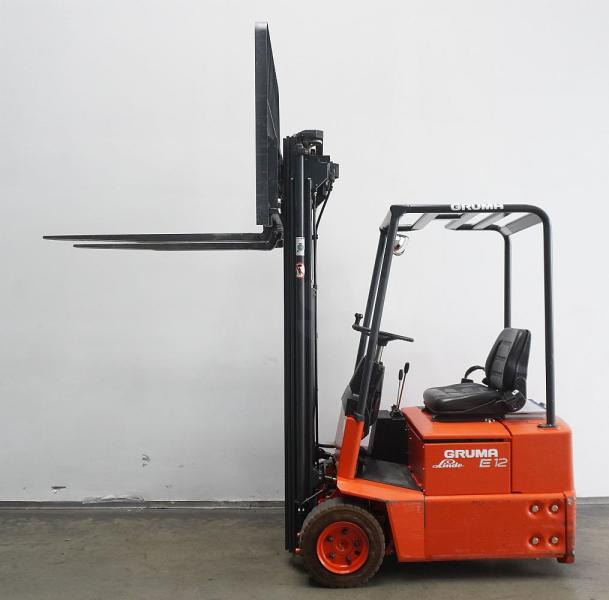Linde E 12 Z 324 - Empilhadeira elétrica: foto 4 Linde E 12 Z 324 - Empilhadeira elétrica: foto 4