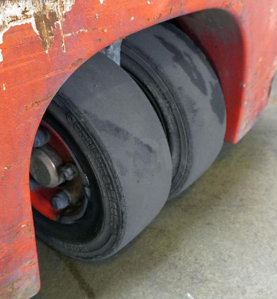 Empilhadeira elétrica Linde E 14 EVO 386-02: foto 7
