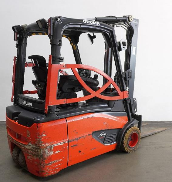 Linde E 18 L EVO 386-02 - Empilhadeira elétrica: foto 2 Linde E 18 L EVO 386-02 - Empilhadeira elétrica: foto 2
