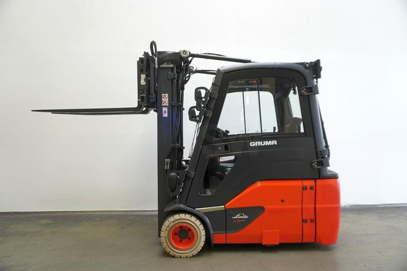 Linde E 18 L EVO 386-02 - Empilhadeira elétrica: foto 4 Linde E 18 L EVO 386-02 - Empilhadeira elétrica: foto 4