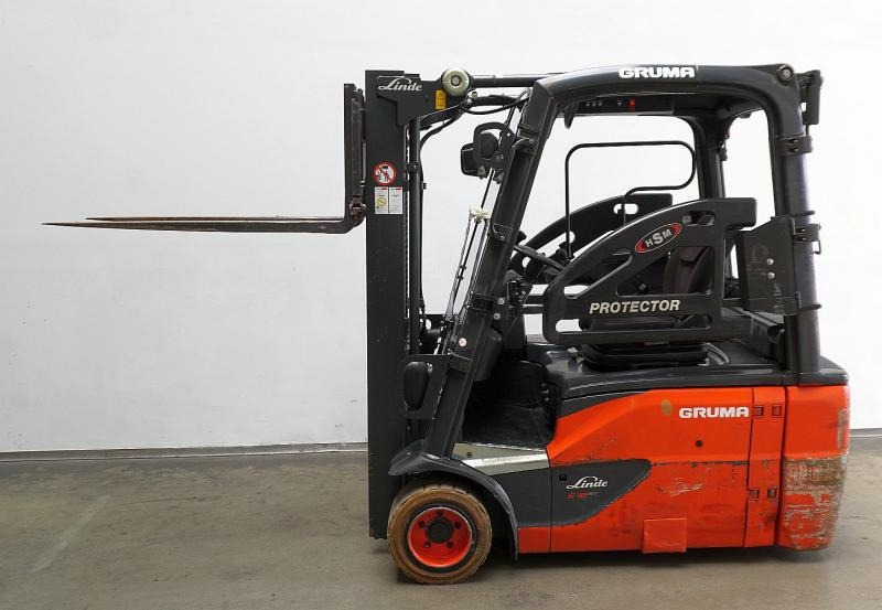 Linde E 18 L EVO 386-02 - Empilhadeira elétrica: foto 4 Linde E 18 L EVO 386-02 - Empilhadeira elétrica: foto 4