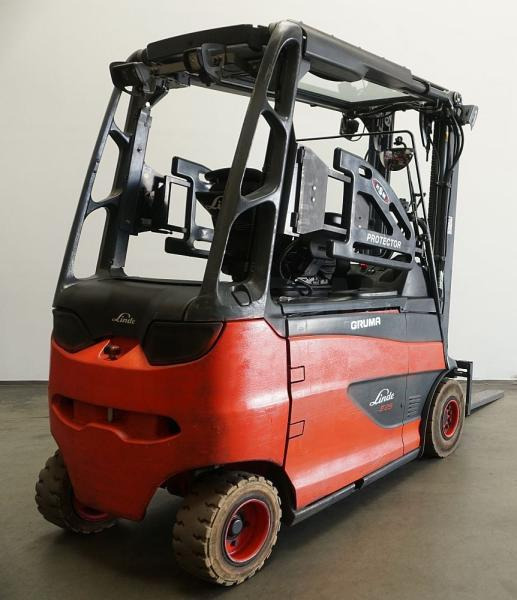 Linde E 25/600 RHL 387 - Empilhadeira elétrica: foto 2 Linde E 25/600 RHL 387 - Empilhadeira elétrica: foto 2