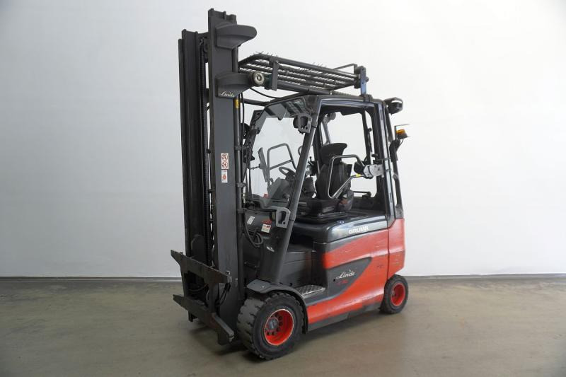 Linde E 30/600 H 387 - Empilhadeira elétrica: foto 1 Linde E 30/600 H 387 - Empilhadeira elétrica: foto 1