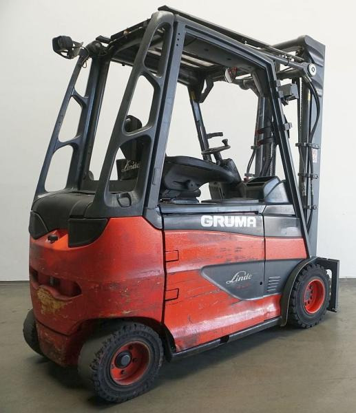 Linde E 30/600 H 387 - Empilhadeira elétrica: foto 2 Linde E 30/600 H 387 - Empilhadeira elétrica: foto 2