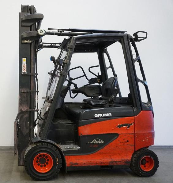 Linde E 30/600 H 387 - Empilhadeira elétrica: foto 4 Linde E 30/600 H 387 - Empilhadeira elétrica: foto 4