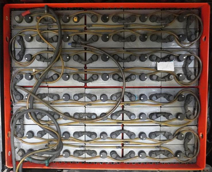 Linde E 35/600 H 388 - Empilhadeira elétrica: foto 5 Linde E 35/600 H 388 - Empilhadeira elétrica: foto 5