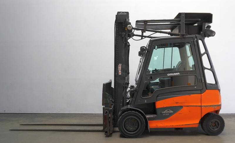 Linde E 35/600 H 388 - Empilhadeira elétrica: foto 4 Linde E 35/600 H 388 - Empilhadeira elétrica: foto 4