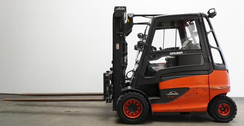 Linde E 40/600 H 388 - Empilhadeira elétrica: foto 4 Linde E 40/600 H 388 - Empilhadeira elétrica: foto 4