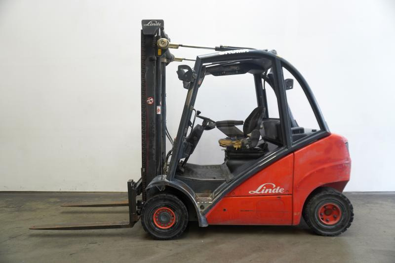 Linde H 25 D 392 - Empilhadeira a diesel: foto 4 Linde H 25 D 392 - Empilhadeira a diesel: foto 4